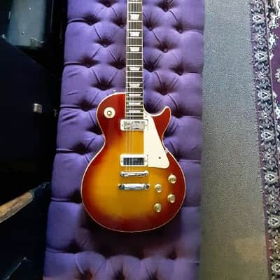 Gibson Les Paul Deluxe 1972 cherry sunburst image 1