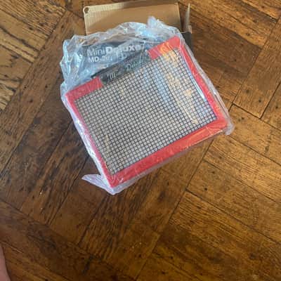 Fender MD20 Mini Deluxe Amplifier 2010s - Texas Red image 4