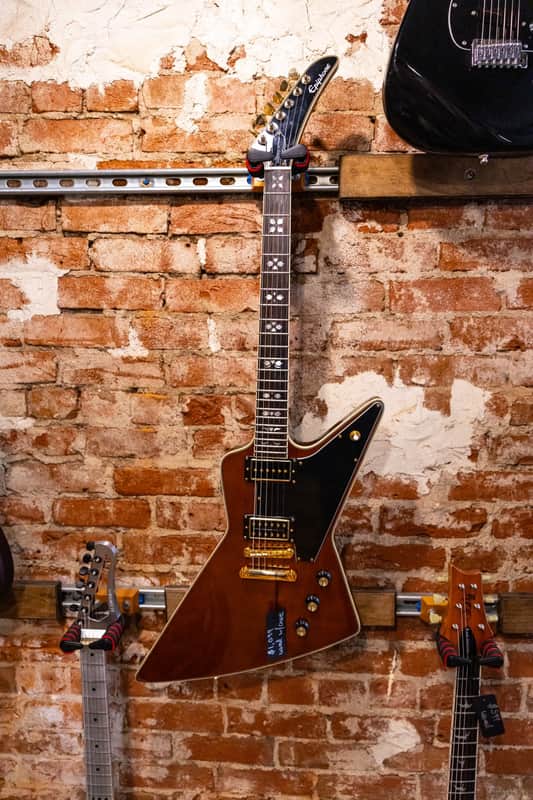 Epiphone Limited Edition Lee Malia Explorer Custom Artisan