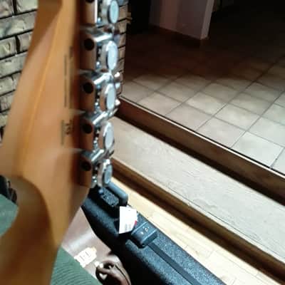 Fender American Ultra II Stratocaster with Maple Fretboard 2024 - Present - Solar Flare image 12