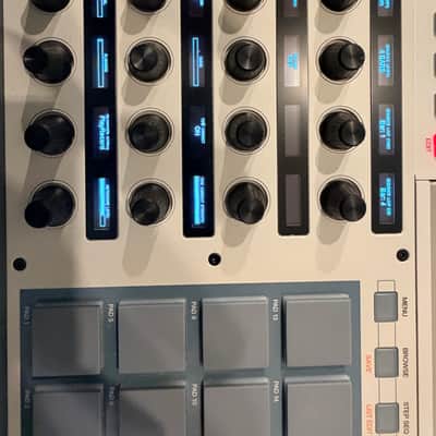 Akai MPC X Special Edition Standalone Sampler / Sequencer 2023 loaded with Samples and 2 TB HD image 13