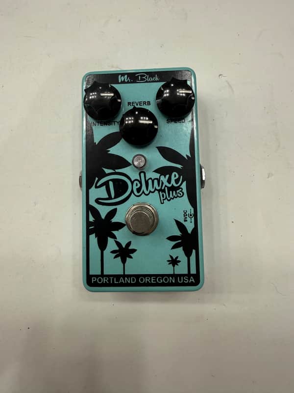 Mr. Black Deluxe Plus Spring Reverb Tremolo Guitar Effect Pedal Portland Oregon image 1