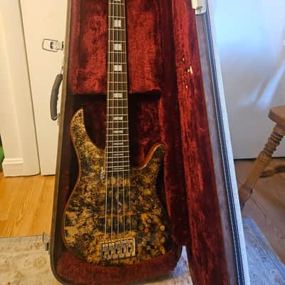 DMark Alpha 5 Special Reserve Antique Gold Marble with LEDs 2026 image 1