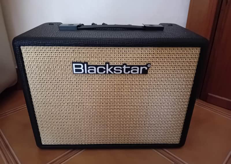 Blackstar Debut 15E 15-Watt 2x3" Guitar Combo 2021 - Present - Black image 1