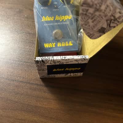 Way Huge WM61 Smalls Blue Hippo Analog Chorus MkIII 2018 - Present - Blue image 6