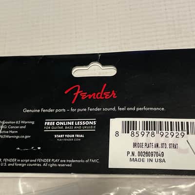 NOS 2000's Fender USA American Standard Stratocaster Complete Base Plate & Saddles image 2