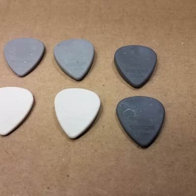 6 (six) Wedgie Rubber Guitar Picks~Sampler Set ~For Ukulele/ Bass (Mix and Match) image 6