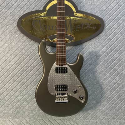 Ernie Ball Music Man Sub 1 FretWerx In-USA Fret Polish and Setup Entry Level EBMM! Graphite Gray image 7