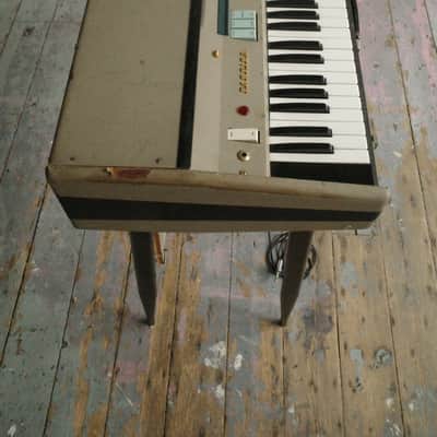 Farfisa Mini Compact 37-Key Organ 1964 - 1968 - Gray with White-Black Keys image 4