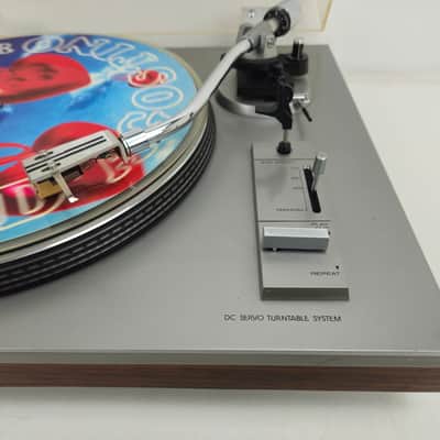 Toshiba - SR-F330 - Fully Automatic Turntable image 3