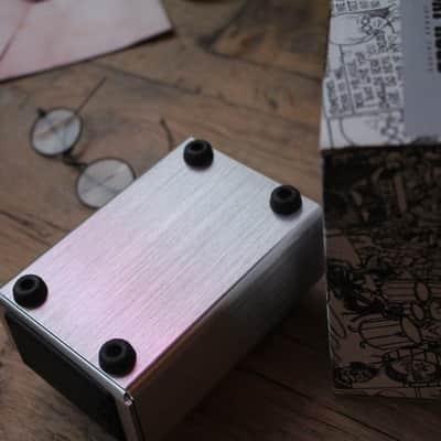 WAY HUGE "Overdrive WHE205OD" image 9
