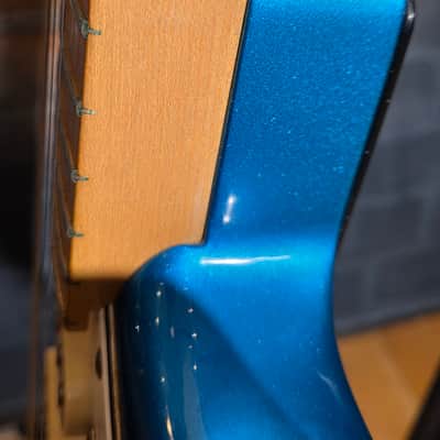 Vintage 1986 Fender Contemporary Series Stratocaster SSS Metallic Blue w/ Fender System I Tremolo System image 15