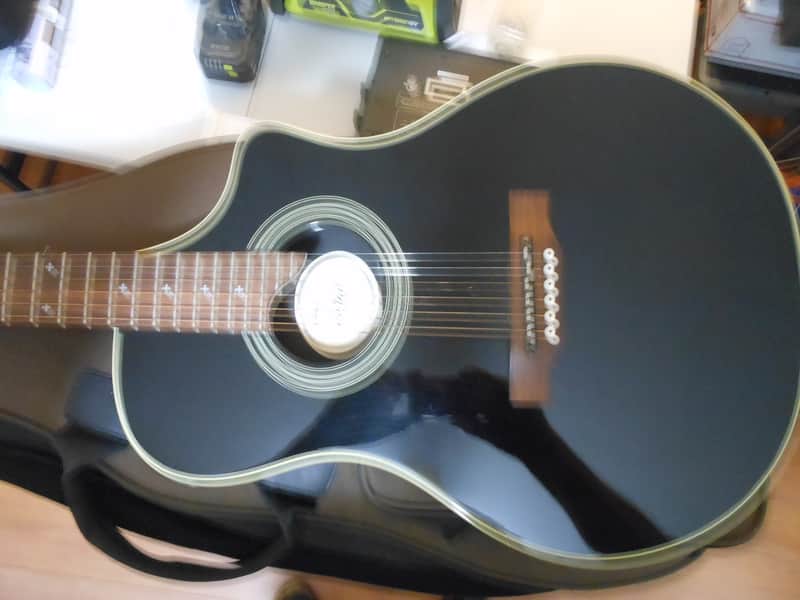 Line 6 Variax 700 acoustic black image 1