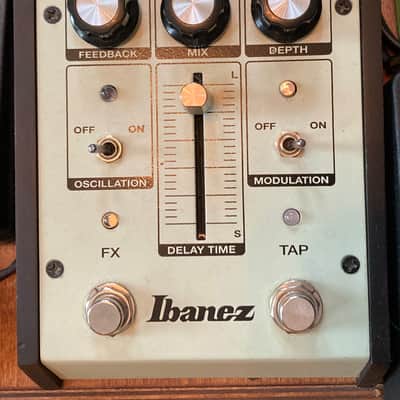 Ibanez ES2 Echo Shifter | Reverb