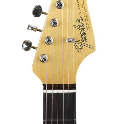 2025 Fender Custom Shop 1965 Stratocaster Journeyman Compound Radius Aged 3 Tone Sunburst image 3