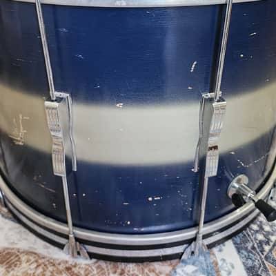 Ludwig Clubdate Spotlight 60's bass drum - Blue silver duco laquer-22x14 with Speedmaster pedal image 11