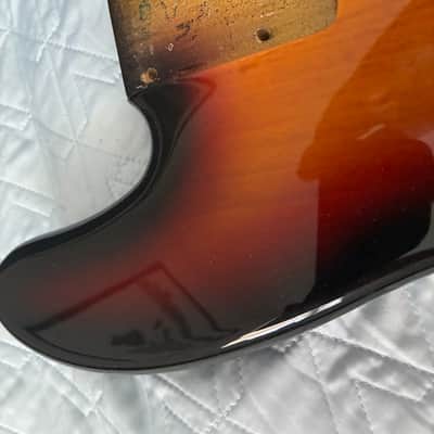 Squier Jazz bass body - Sunburst image 7