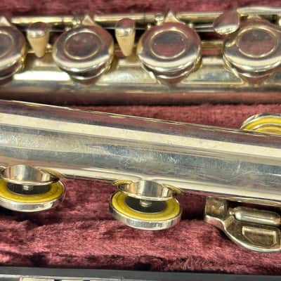Armstrong 104 Student Model Closed-Hole Flute with C Foot, Offset G 2010s - Silver-Plated image 8