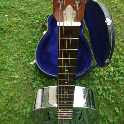 Dobro Model 33H 1978 - Metal image 4