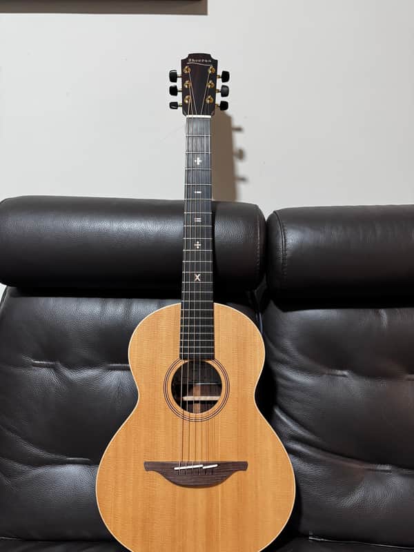 Lowden Limited edition Sheeran by Lowden Stadium Edition image 1