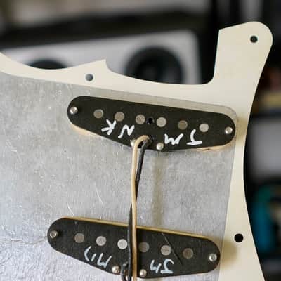 Immagine Fender Big Dipper John Mayer Signature JM SSS Loaded Guard Aged White - 9