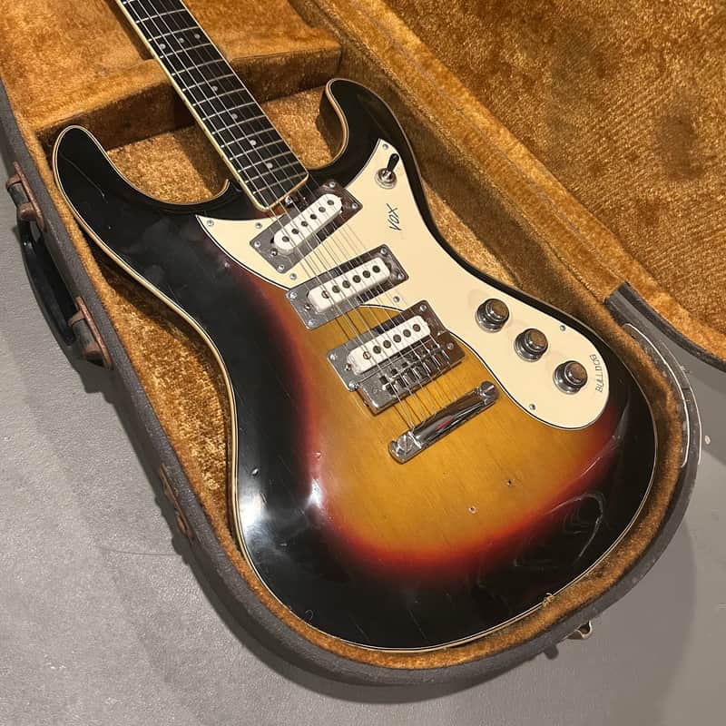 Vox Bulldog Sunburst 1966 | Reverb