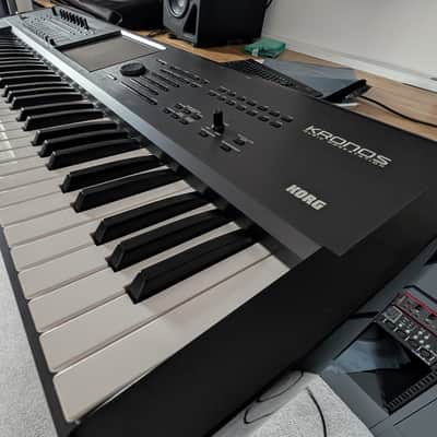 Korg Kronos 61 2010s - Black image 3