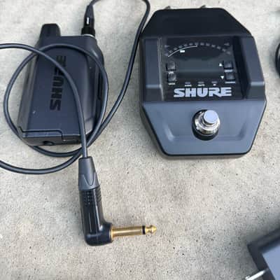 Shure GLXD16+ Digital Wireless Guitar Pedal System image 2