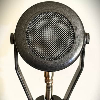 Vintage 1950’s Turner 99 Dynamic Microphone, working w/cable & tripod stand image 2