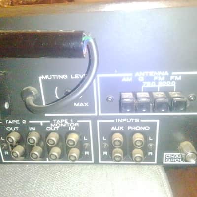 Marantz Model 2235B 50-Watt Stereo Receiver 1976 - 1977 - Silver with Wood Case image 4