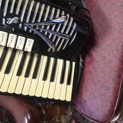 Sonola Piano Accordion 55s 41/120 w Case and Straps - Black image 4