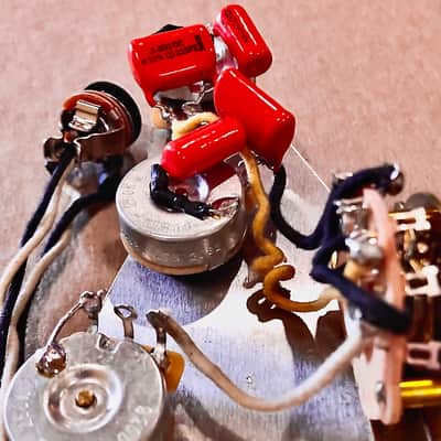 Fender Stratcocaster Greasebucket/Highway one Wiring Harness-Pure Tone-All Sprague Circuit-Grounding image 4
