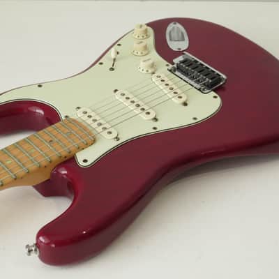 1998 Fender American Deluxe Stratocaster in Cranberry Transparent image 8
