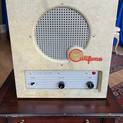 Vintage 1960’s Califone SP 30 “The Music Monitor”/Tube Guitar Amp~LoFi Fuzz God~RARE AMP~Hollywood, CA *MUST SEE VIDEO* image 2