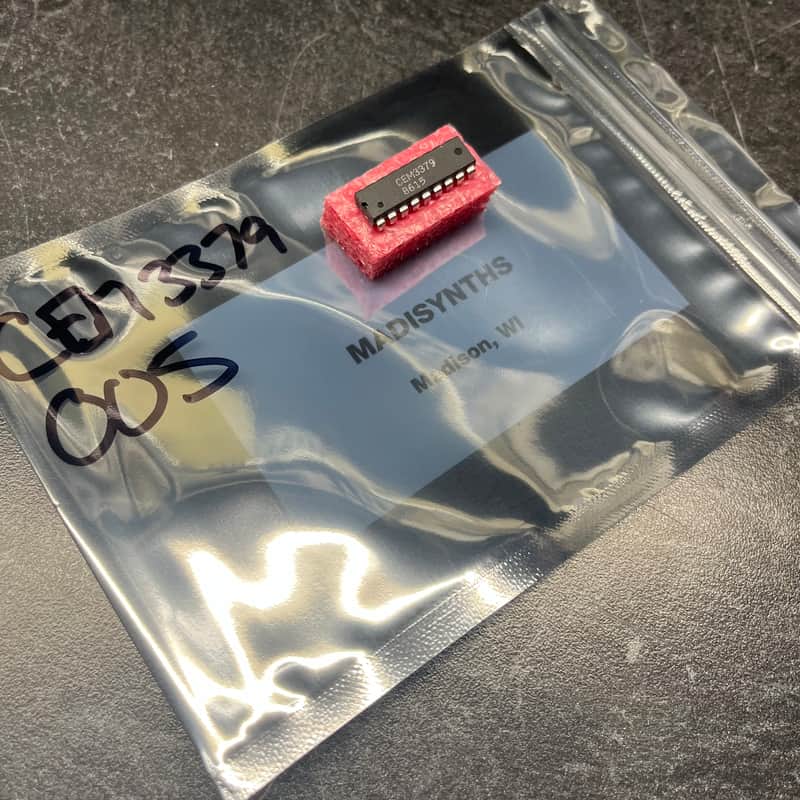 ORIGINAL Curtis CEM3379 Synthesizer IC for Ensoniq ESQ-1 (both), ESQ-M, SQ-80, Sequential Prophet-2000/2002, Doepfer A-107/109 image 1
