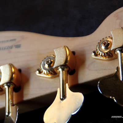 Fender Zone Active Natural image 12