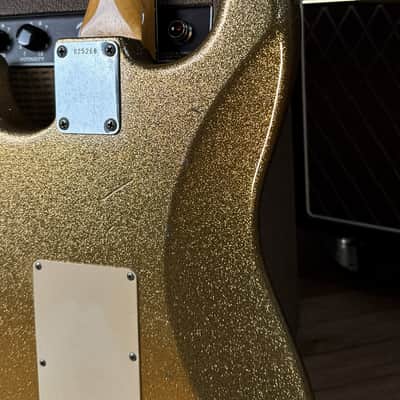2005 Fender 64 Greg Fessler Strat Gold Sparke Masterdesign image 16