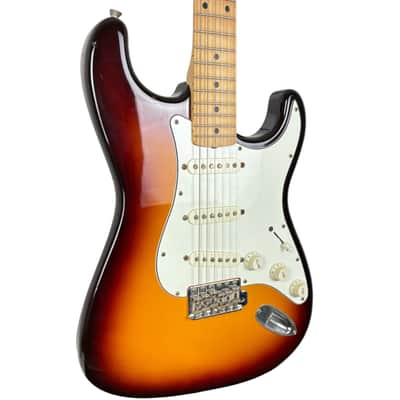 Fender Japan Stratocaster 1997-2000 - Sunburst image 2