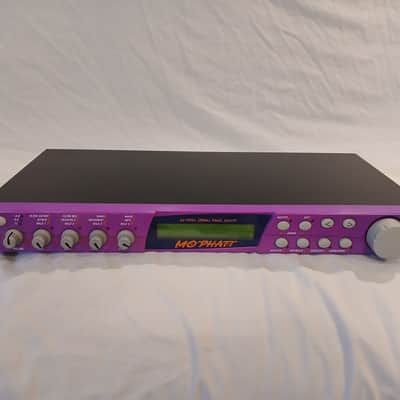 E-MU Systems Mo Phatt Rackmount 64-Voice Expandable Synthesizer Module