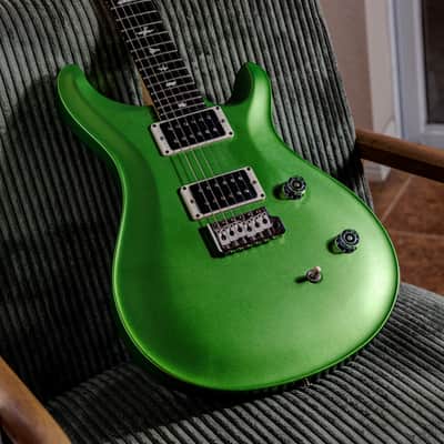 PRS CE 24 Satin 2023 - Green image 1