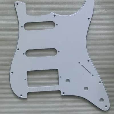 Budreau Guitars Pickguard for Fender Stratocaster (SSH) White image 2