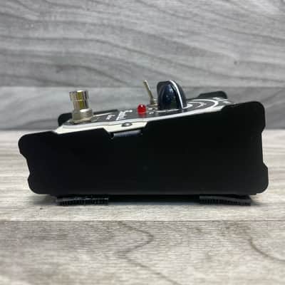 Taurus Servo - Off White image 3