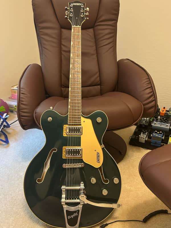 Gretsch G5622T Electromatic Center Block Double Cutaway with Bigsby, Laurel Fretboard image 1