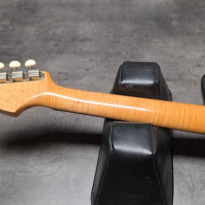 1962 Fender Musicmaster Sunburst FLAME Neck PRE-CBS Brazilian Rosewood slab board Maroon Burst American Vintage 60s 1960's USA baby stratocaster 3/4 short scale figured Music Master guitar image 8