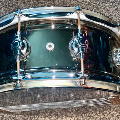 DW 14 inch Chrome designer  series  snare drum image 2