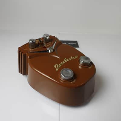Danelectro DJ20 Rocky Road Rotating Spinning Speaker Leslie Tone Effects Pedal image 2
