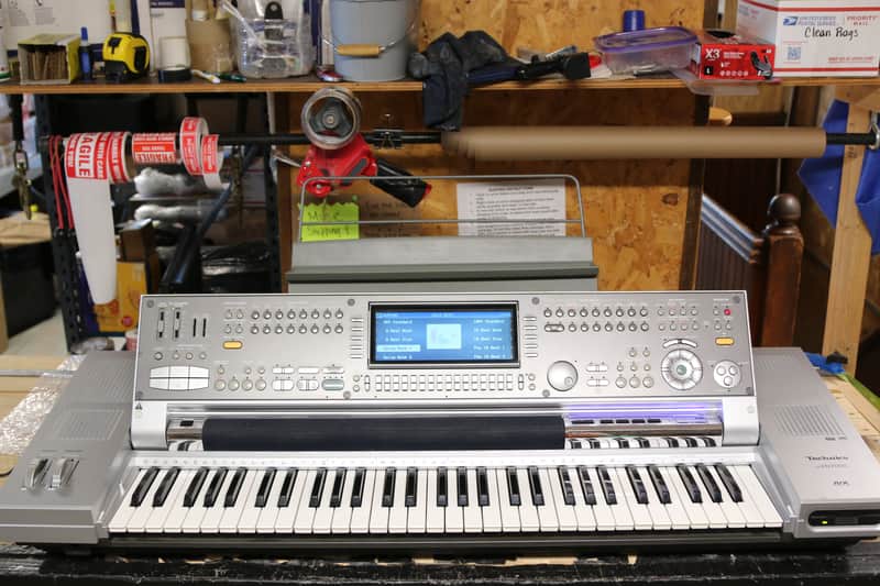 Technics SX-KN7000 Digital Arranger Keyboard W/Built In SD Reader & 128GB Card image 1