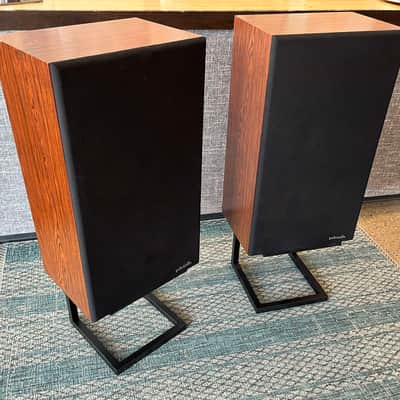 Polk Audio Monitor 10A Speakers w/ stands image 1