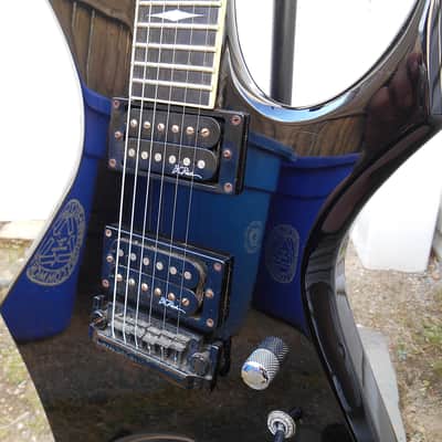 BC Rich Warlock Deluxe. Neck-Thru. Made in Korea. Heavy Relic. Headstock Repair. image 3