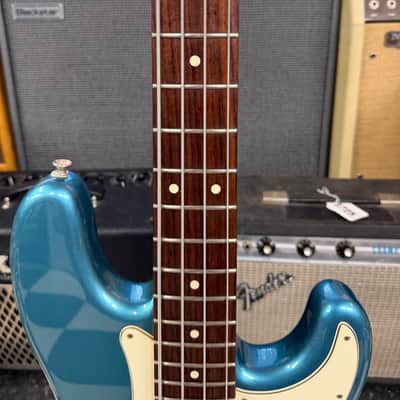 Fender MIM Standard Precision Bass with Rosewood Fretboard 2010 - Lake Placid Blue image 6